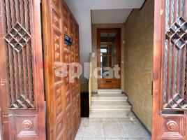 Houses (detached house), 128.00 m², near bus and train, Gelida