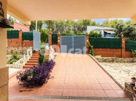 Houses (detached house), 150.00 m², near bus and train, Calafell Parc