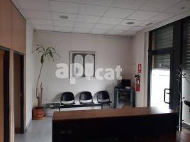 Mieten , 90.00 m², Calle Salvador Dabau i Caussa