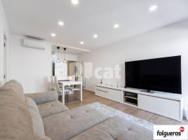 Piso, 101.00 m², cerca de bus y tren