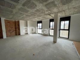 Condo, 737.00 m², almost new, Calle de Sant Valentí