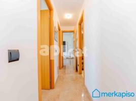 Flat, 102.00 m², near bus and train, almost new, Parc Empresarial