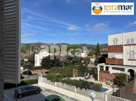 Houses (terraced house), 245.00 m², near bus and train, Can Bou