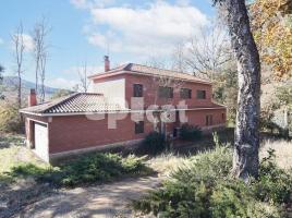 Houses (villa / tower), 335.00 m², almost new, Calle Fontmartina