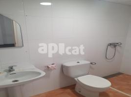 For rent business premises, 144.00 m², Calle d'Adrià d'Utrecht