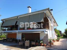 Casa (xalet / torre), 406.00 m²