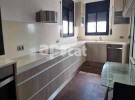  (xalet / torre), 250.00 m², fast neu