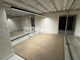 Mieten , 300.00 m², in der Nähe von Bus und Bahn, Calle de Mallorca, 285