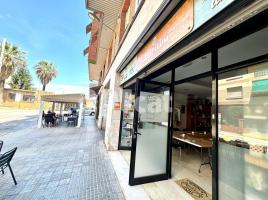 Local comercial, 76.00 m², cerca de bus y tren