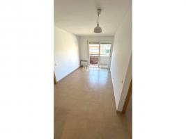 Flat, 50.00 m², almost new