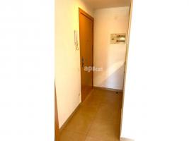 Flat, 50.00 m², almost new