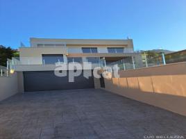 Houses (detached house), 330.00 m², almost new