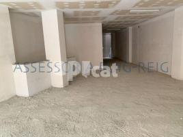 , 230.00 m², fast neu