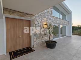 Casa (chalet / torre), 271.00 m², nuevo