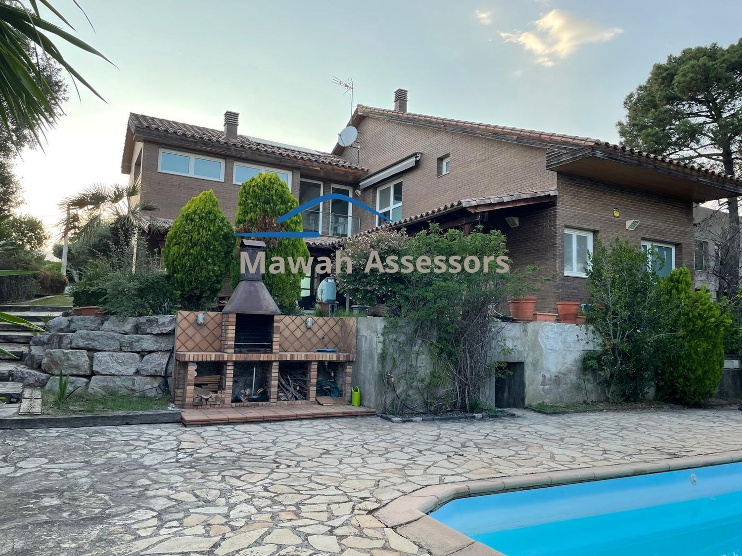 Houses (villa / tower), 346.00 m²