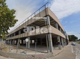 Nau industrial, 2240 m², Zona