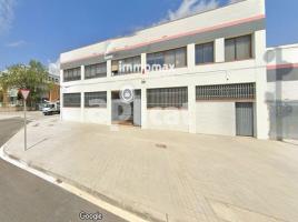 Nau industrial, 2765 m², Zona