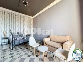 Houses (terraced house), 1011.00 m², Plaza Ruiz Amado, 1