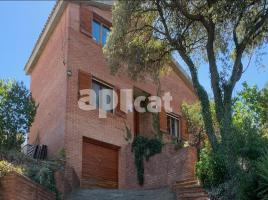 Casa (xalet / torre), 250.00 m²