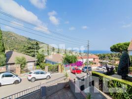 Casa (xalet / torre), 281.00 m², Calle dels Xops