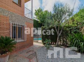  (xalet / torre), 281.00 m², Calle dels Xops