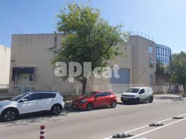 Louer , 1687.00 m², Calle dels Motors, 300