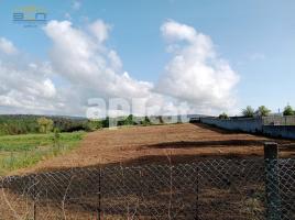 , 3200.00 m²