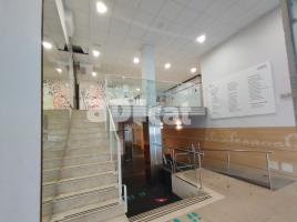 For rent business premises, 808.00 m², near bus and train, almost new, Calle d'Entença, 154