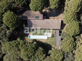 Casa (xalet / torre), 858.00 m²