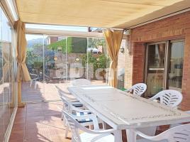 Casa (xalet / torre), 494.00 m², seminou