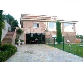 Casa (unifamiliar aïllada), 466.00 m², seminou, Calle FUCSIA