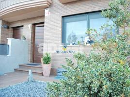 Casa (chalet / torre), 266.00 m², cerca de bus y tren, Calle Major