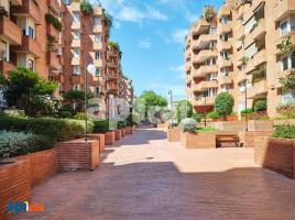 Pis, 57.00 m², prop bus i metro, Paseo de Manuel Girona