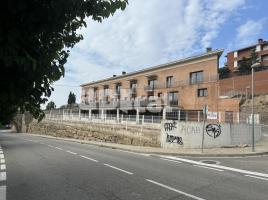 Casa (unifamiliar adosada), 240.00 m², cerca de bus y tren, Avenida de Vallfogona