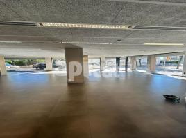 Lloguer local comercial, 200.00 m²