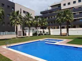 Apartament, 124.00 m², seminou