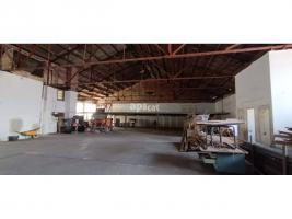 Lloguer nau industrial, 690.00 m²