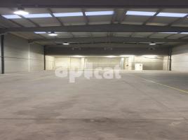 For rent industrial, 790.00 m², almost new, Calle Farigola