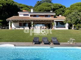 Casa (xalet / torre), 475.00 m²