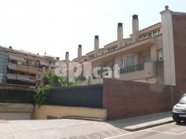  (xalet / torre), 352.00 m², Plaza Mediterrani