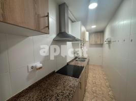 Piso, 62.00 m², cerca de bus y tren