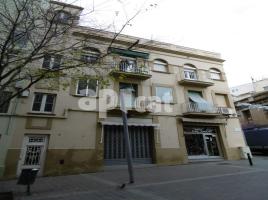 Property Vertical, 196.00 m², near bus and train, Calle del mercat 