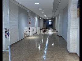 إيجار , 133.00 m², حافلة قرب والقطار, Avenida de Catalunya, 81