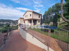 Casa (xalet / torre), 407.00 m², seminou