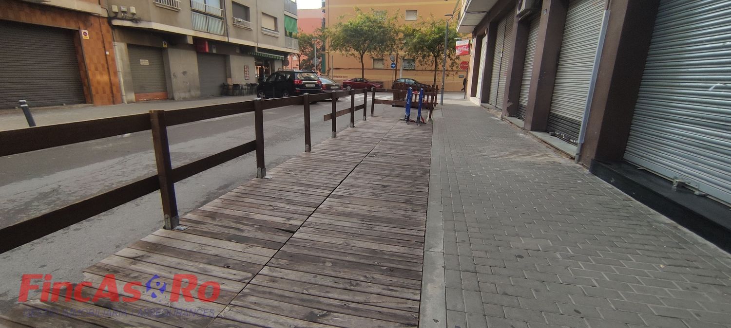 Lloguer local, 150.00 m²