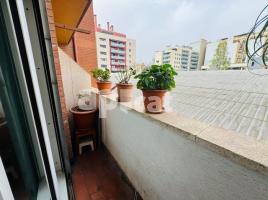 Flat, 90.00 m², near bus and train, Calle de Virgili