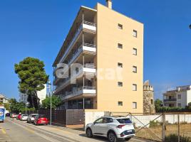 квартира, 57.00 m², почти новый, Calle de Joanot Martorell, 68