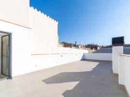 Dúplex, 152.00 m², près de bus et de train, presque neuf, Calle Sant Pau, 4