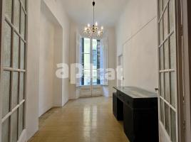 Flat, 139.00 m², near bus and train, Calle de Peralada, 48