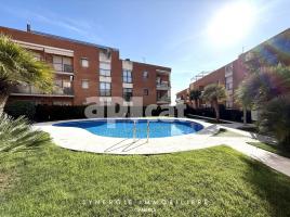 Apartament, 87.00 m², almost new, Calle de Pere Moretó